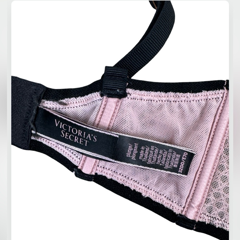 Victoria’s Secret Sexy Fishnet Mauve Black Bra 32DD - Picture 3 of 8